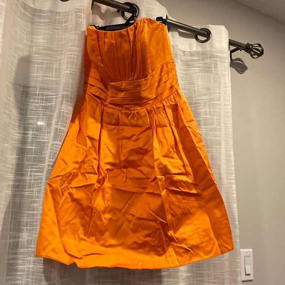 David’s bridal strapless dress - Picture 2 of 5